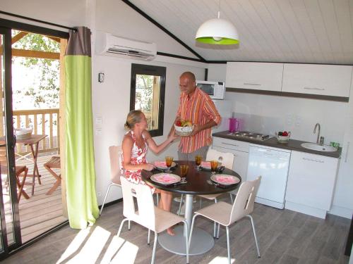 Cottage with AC, in beautiful Provence Cottage with AC, in beautiful Provence