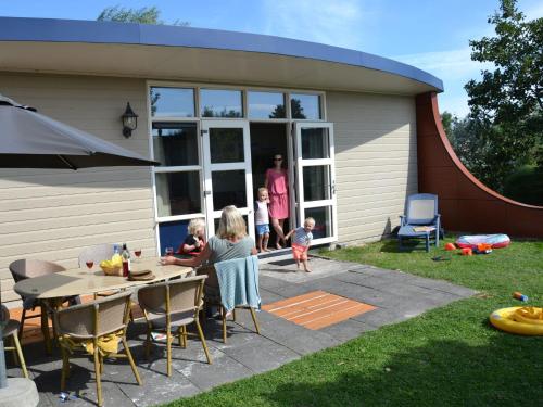 Unique bungalow on the dunes near the beach