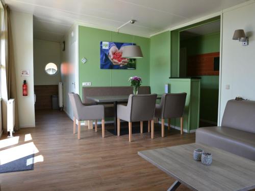  Bungalow in Netherlands with Ship-Like Design in s-Gravenzande