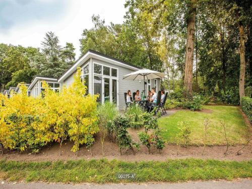 Comfortable chalet with dishwasher within De Veluwe