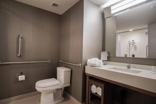 Courtyard by Marriott Lenox Berkshires - image 6