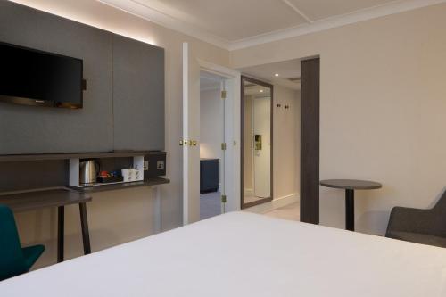 Holiday Inn Bolton Centre an IHG Hotel - image 7