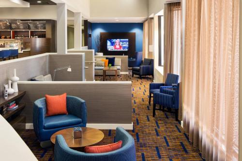 Courtyard by Marriott Phoenix North