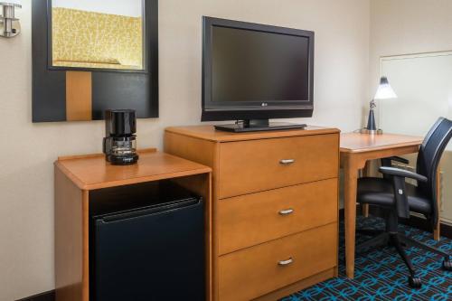 Fairfield Inn & Suites – Buffalo Airport