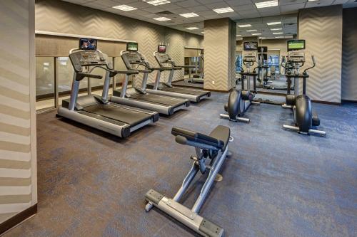 Residence Inn by Marriott Norfolk Downtown - image 4