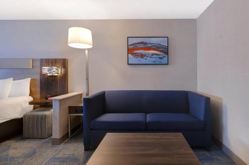 Holiday Inn Express Hotel & Suites Moab, an IHG Hotel