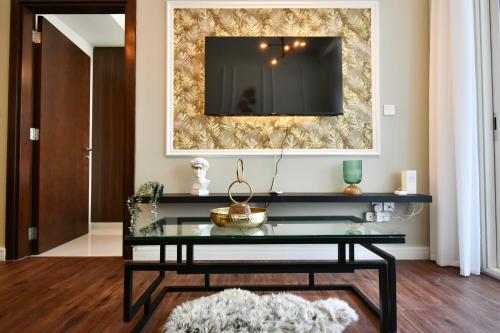 Vera Residence-Canal Viewing Dubai Mall walking 2BR Chic APT, Dubaï (photo 4)