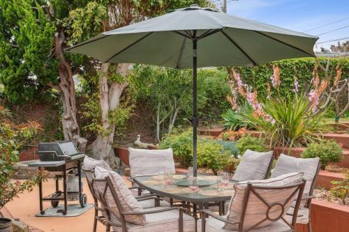 Cozy Carlsbad Home - 2 blocks to Beach