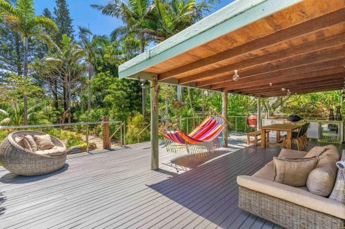 Erkély/terasz, 20 Steps - Beachfront Home - Stunning & Stylish - North of Byron in New Brighton