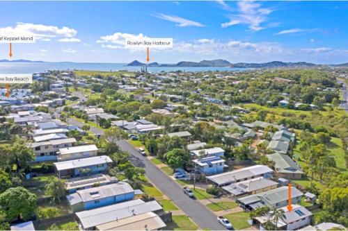 Poppies Cottage - Cooee Bay Beachside Retreat