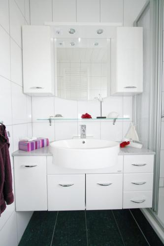 Holiday Home image 10