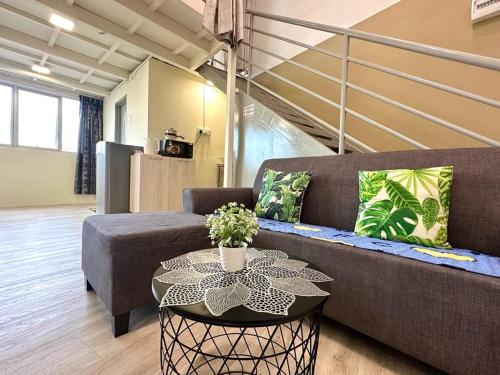 CEO9 Duplex Premier 6 Pax Suite#Disneys HS #PISA #USM #Pantai Hospital#Washing Mc