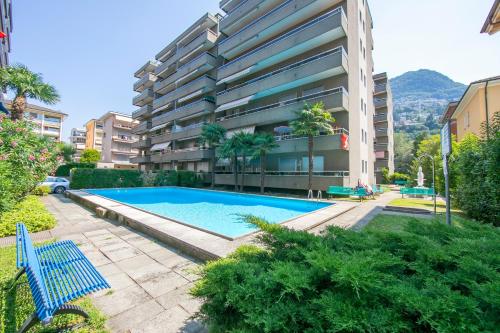 Pool House - Happy Rentals