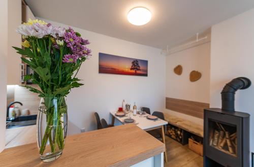 Ruang bersama/area TV, Dvě Zátoky Kovářov (Dve Zatoky Kovarov) in Frymburk