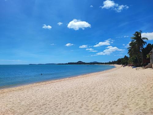 沙滩, 柠檬之家公寓 (Lemon House Apartment) in 湄南