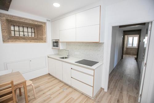 Albergue A Fabrica near สนามบินซานติอาโก เด กอมโปสเตลา