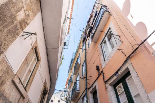 Bright Studio Apartment in Alfama, Lisbon, Historic Heart & Great Views - TTL99, Lisabon (fotografie 7)