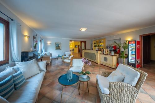 Pub/Lounge, Hotel Luci Del Faro in Sant'Antioco
