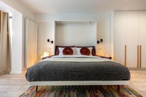 Studio Apartment image 6
