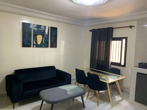 One-Bedroom Apartment image 1