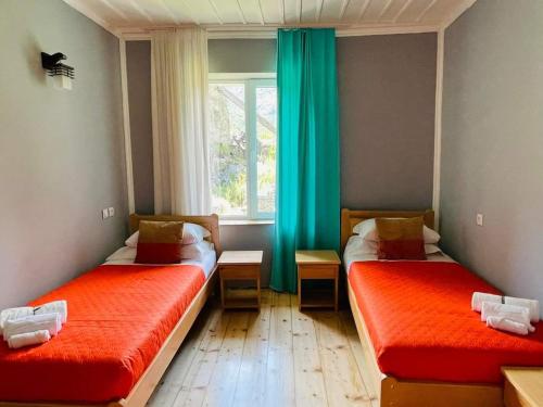 Basic Triple Room