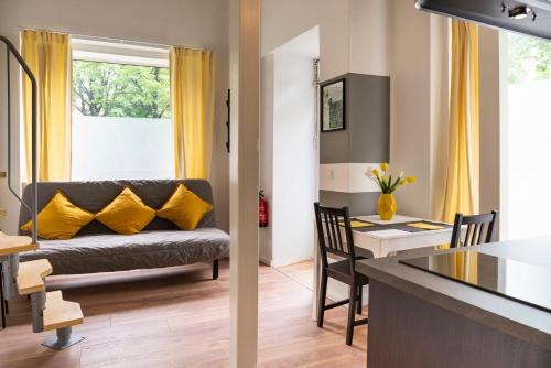 Homely loft style Apartment in Berlin Wilmersdorf - image 2