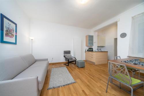  GuestHost - Nest in the City in Udine