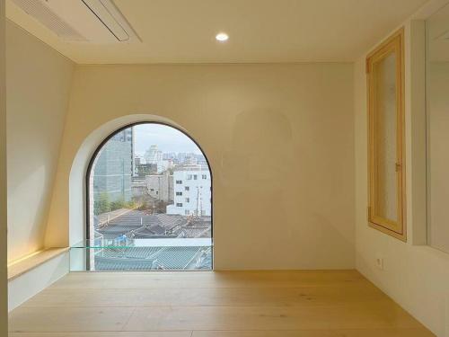 Exclusive suite with great view & 3-min metro - Фото 4