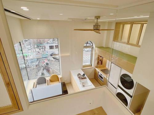 Exclusive suite with great view & 3-min metro - Фото 3