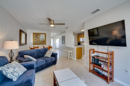 Pet-Friendly Haines City Home Walk to Lake Eva! in Haines City, USA