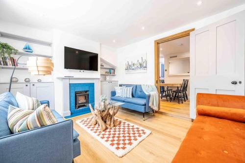 The Lymington Sailor's Cottage