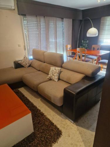 Three-Bedroom Apartment room in Parque VII Solo Familias Serviplaya