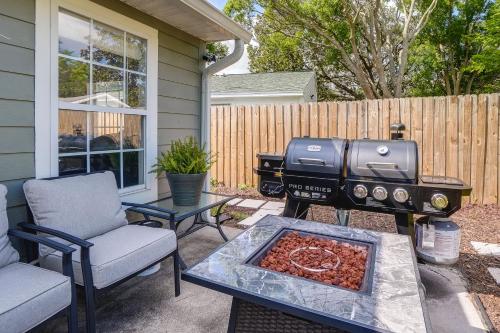 BBQ Ready Retreat with Pool Access in Palm Harbor in Palm Harbor (FL)