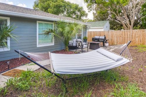 BBQ Ready Retreat with Pool Access in Palm Harbor in Palm Harbor (FL)