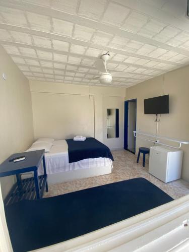 Standard Triple Room image 5
