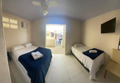 Standard Triple Room image 1