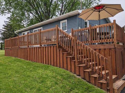 . Renovated 2bed-1bath home, Lake WI, Ferry, Devil's Lake!