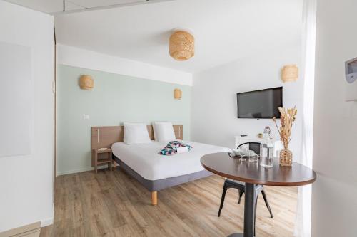 Appart'City Confort Pau Centre - Accommodation - Pau