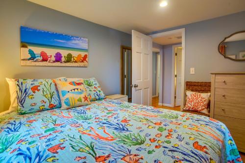 Sun-Soaked Wareham Cottage with River Access! - image 9