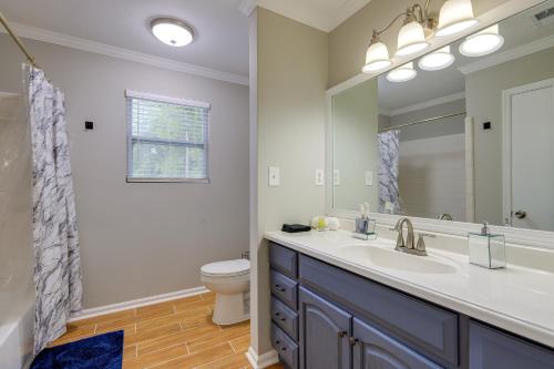 Riverdale Retreat with Private Pool and Game Room! Riverdale Retreat with Private Pool and Game Room!