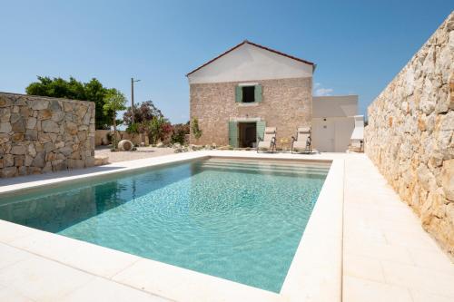 BRAND NEW Stone house MARCELA, 3 double bedrooms, pool