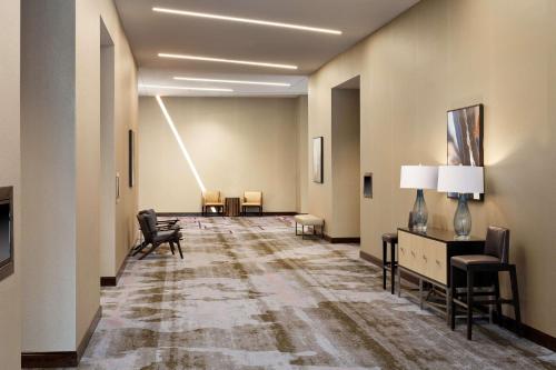 Embassy Suites Amarillo Downtown - image 12
