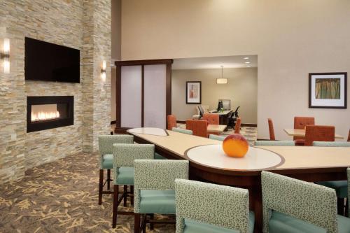 Homewood Suites by Hilton Kalamazoo-Portage - image 6