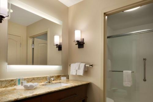 Homewood Suites by Hilton Kalamazoo-Portage