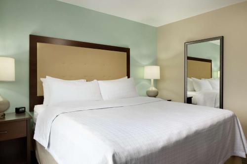 Homewood Suites by Hilton Kalamazoo-Portage