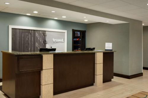 Hampton Inn & Suites Birmingham Airport Area