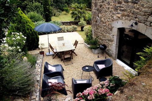 La Maison d'Emile- le Gîte- La Clef de la Grange