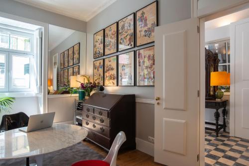 Casa do Barao – Lisbon, NY