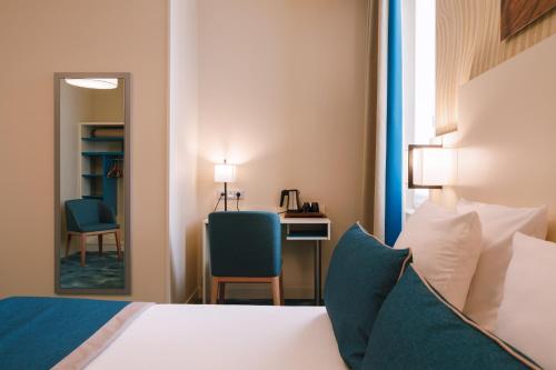 Hotel Des Remparts Perrache - image 11