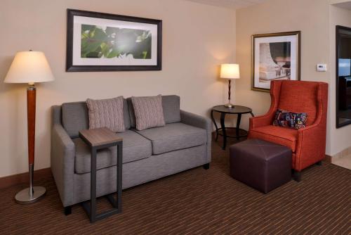 Junior King Suite with Seating Area